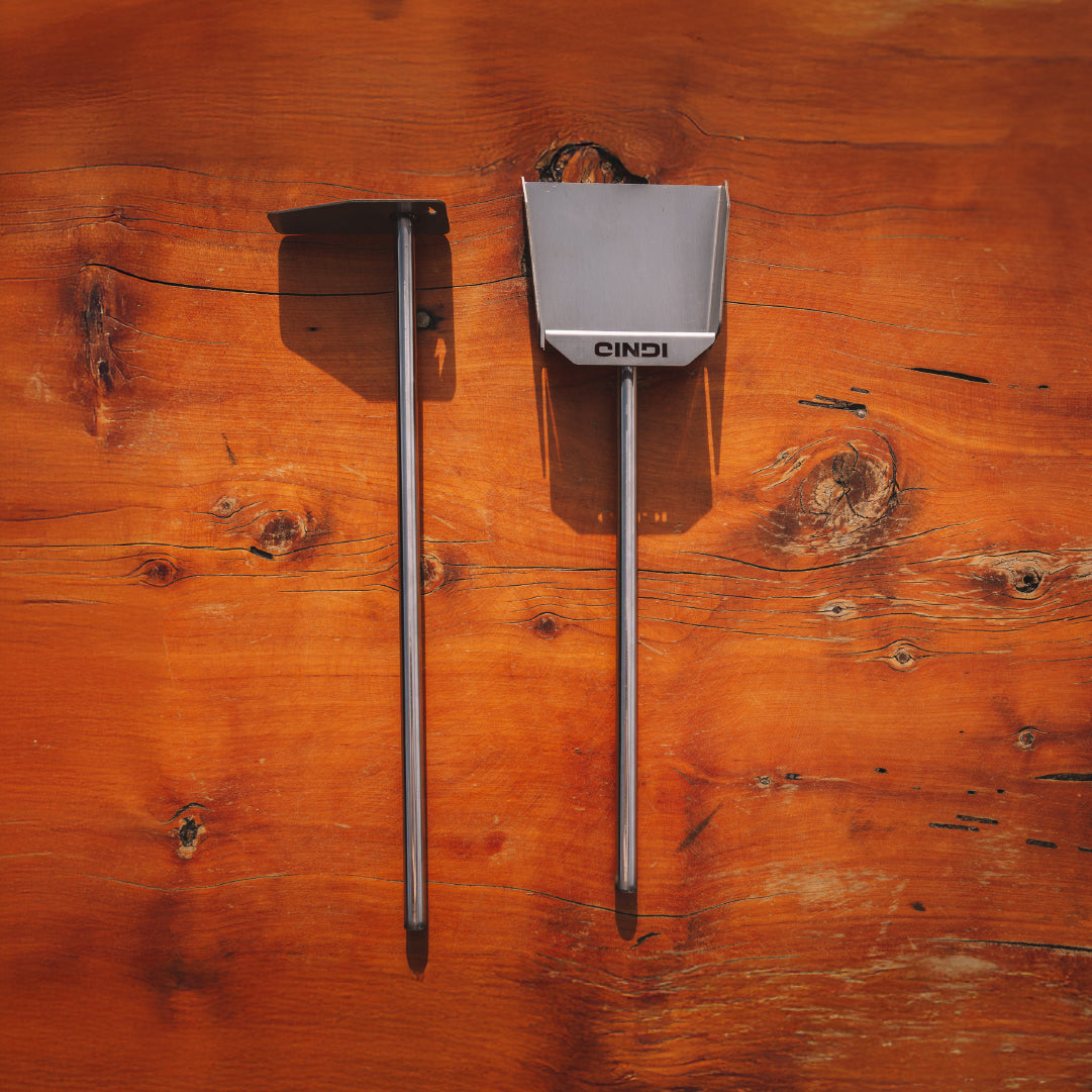 Poker & Shovel